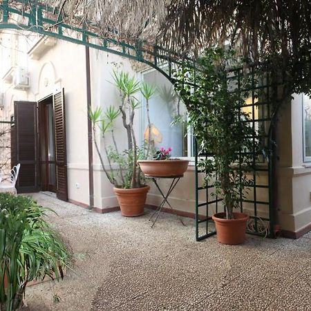 A un passo dal mare Lido di Mondello Exterior foto